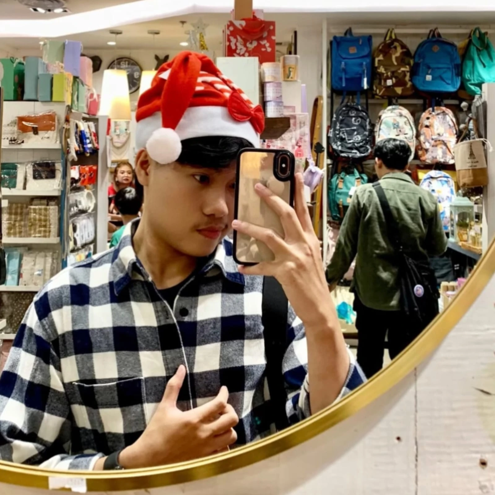 Edisi Topi Santa